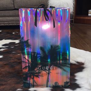 GUCCI shopping bag!